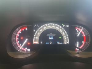 Toyota RAV4 2.0 VX - Image 11