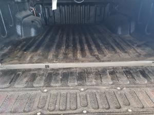 Toyota Hilux 2.4GD-6 double cab 4x4 Raider manual - Image 18
