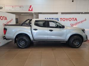 Nissan Navara 2.5DDTi double cab SE auto - Image 3