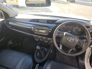 Toyota Hilux 2.4GD single cab S - Image 6