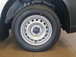 Toyota Hilux 2.4GD single cab S (aircon) - Image 17