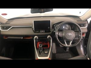 Toyota RAV4 2.0 GX-R AWD - Image 6