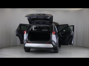 Toyota RAV4 2.0 GX-R AWD - Image 24