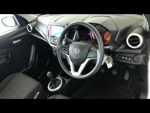 Toyota Vitz 1.0 XR manual - Image 10