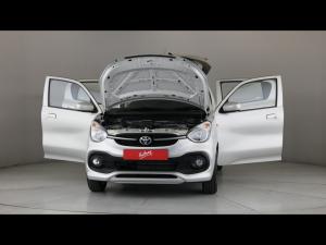 Toyota Vitz 1.0 XR manual - Image 28