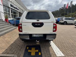 Toyota Hilux 2.8GD-6 Xtra cab 4x4 Legend manual - Image 5