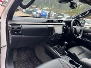 Toyota Hilux 2.8GD-6 Xtra cab 4x4 Legend manual - Image 7