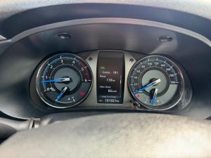 Toyota Hilux 2.8GD-6 Xtra cab 4x4 Legend manual - Image 11