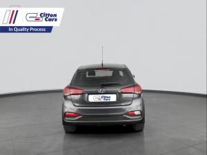 Hyundai i20 1.4 Fluid - Image 4