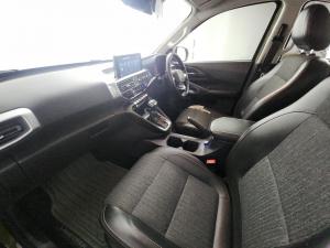 Peugeot Landtrek 1.9D AllureD/C automatic - Image 7