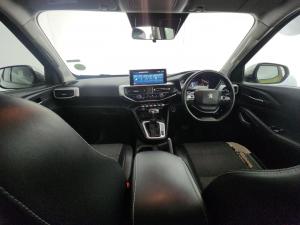 Peugeot Landtrek 1.9D AllureD/C automatic - Image 9