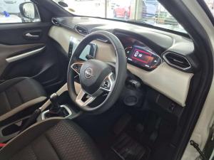 Nissan Magnite 1.0 Acenta AMT - Image 7