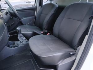 Nissan NP200 1.6i safety pack (aircon) - Image 7