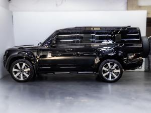 Land Rover Defender 130 D350 X-Dynamic HSE - Image 2