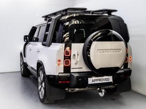 Land Rover Defender 110 D350 X-Dynamic HSE - Image 4