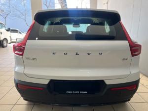 Volvo XC40 B4 Plus Dark - Image 5