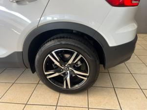 Volvo XC40 B4 Plus Dark - Image 6