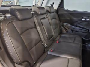 Mahindra XUV 3XO 1.2T AX7L - Image 6