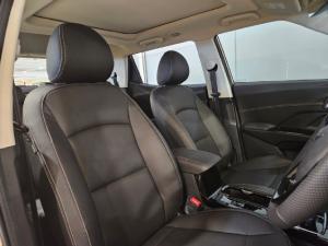 Mahindra XUV 3XO 1.2T AX7L - Image 7
