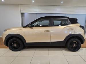 Mahindra XUV 3XO 1.2T AX7L - Image 9