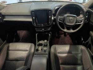 Volvo XC40 D4 AWD R-Design - Image 6