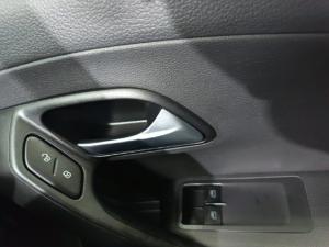 Volkswagen Polo Vivo hatch 1.4 Comfortline - Image 12