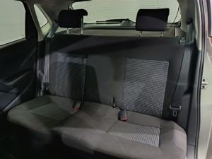 Volkswagen Polo Vivo hatch 1.4 Comfortline - Image 14