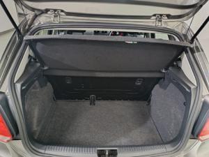 Volkswagen Polo Vivo hatch 1.4 Comfortline - Image 7