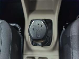 Renault Triber 1.0 Evolution - Image 12