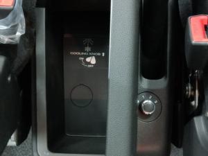 Renault Triber 1.0 Prestige - Image 13