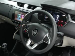 Renault Triber 1.0 Prestige - Image 17