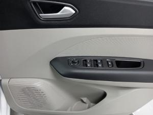 Renault Triber 1.0 Prestige - Image 18