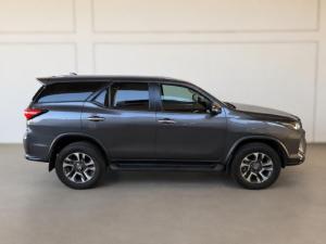 Toyota Fortuner 2.4GD-6 4x4 - Image 3