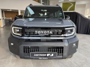 Toyota Land Cruiser FJ 2.7 4x4 GX - Image 2