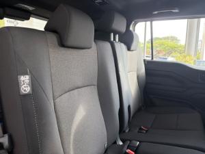 Toyota Land Cruiser FJ 2.7 4x4 GX - Image 9