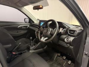 Suzuki Grand Vitara 1.5 GL manual - Image 5