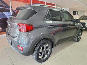 Hyundai Venue 1.0T Fluid auto - Image 8