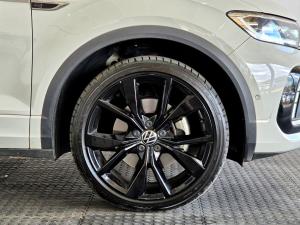 Volkswagen T-Roc 2.0TSI 4Motion R-Line - Image 6