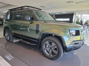 Land Rover Defender 110 D350 X-Dynamic HSE - Image 2