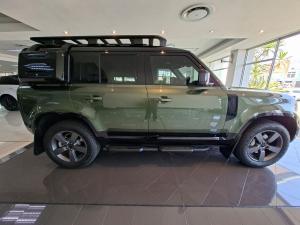 Land Rover Defender 110 D350 X-Dynamic HSE - Image 4
