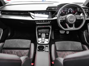 Audi A3 sedan 35TFSI S line - Image 17
