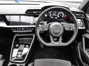 Audi A3 sedan 35TFSI S line - Image 18