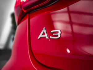 Audi A3 sedan 35TFSI S line - Image 28