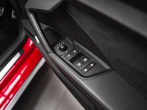 Audi A3 sedan 35TFSI S line - Image 9