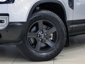 Land Rover Defender 90 TdiS/C - Image 7