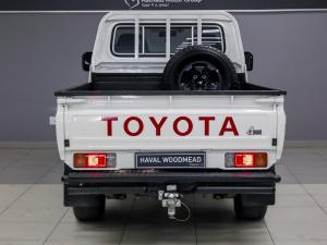Toyota Land Cruiser 79 2.8GD-6 single cab auto - Image 15
