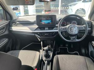 Suzuki Swift 1.2 GL+ manual - Image 13