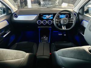 Mercedes-Benz GLA GLA200 Progressive - Image 3