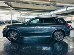 Mercedes-Benz GLC GLC220d 4Matic AMG Line - Image 10