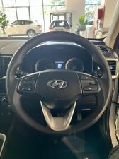 Hyundai Venue 1.0T Motion auto - Image 16